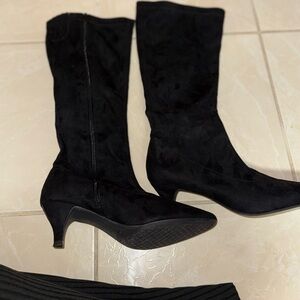 AEROSOLES Black Heeled Boots
